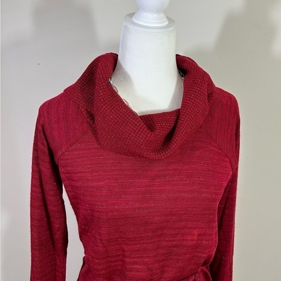 N. W.T. AB Studio sz lg cowl neck sweater red with a with matching belt - Picture 2 of 13